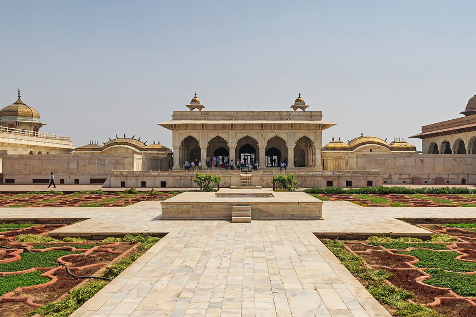 Taj Mahal Agra Fort Tour with Skip the line and 5 Star Lunch