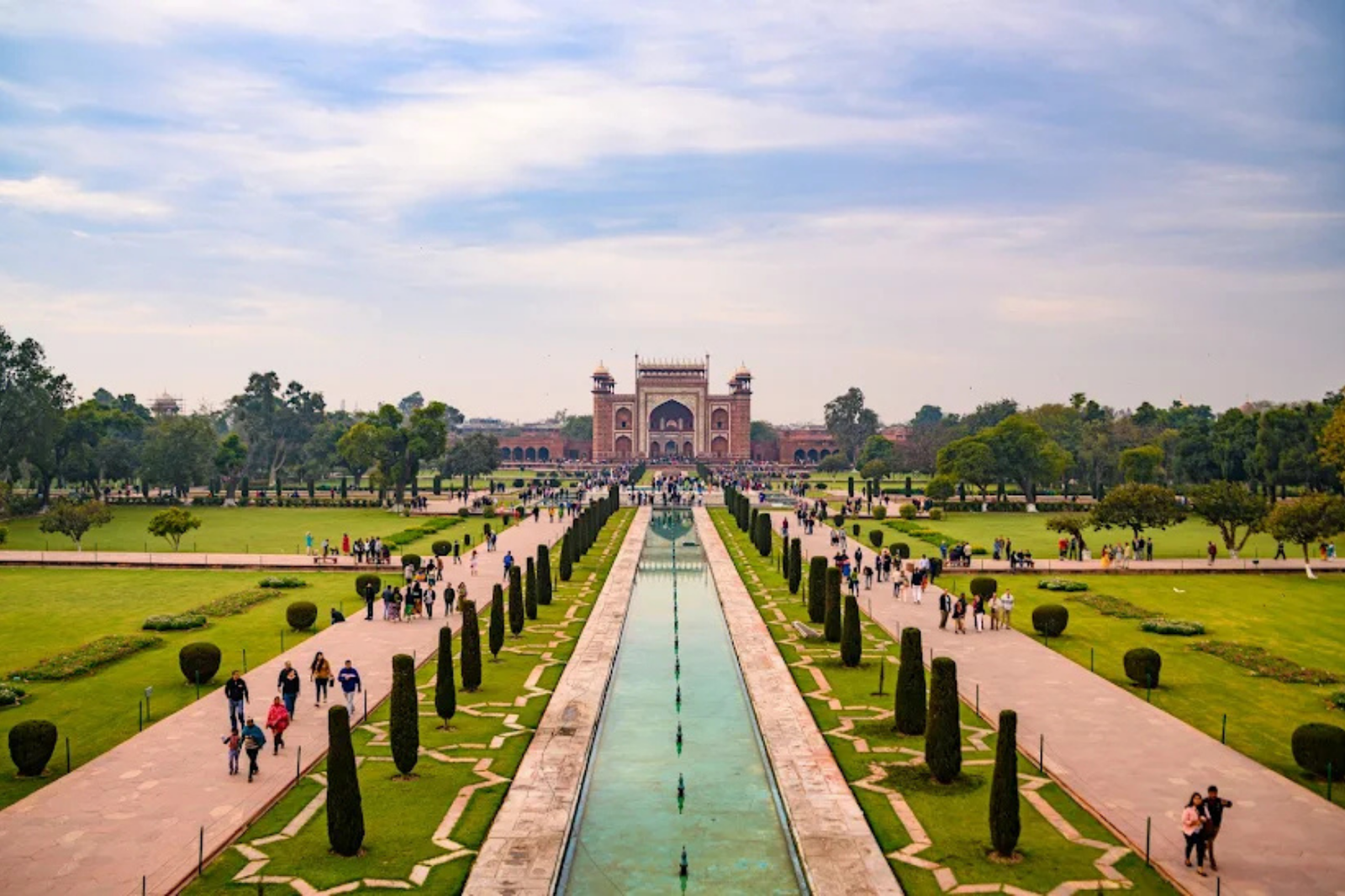 All-Inclusive Day Trip of Taj Mahal with Elephant SOS from Delhi