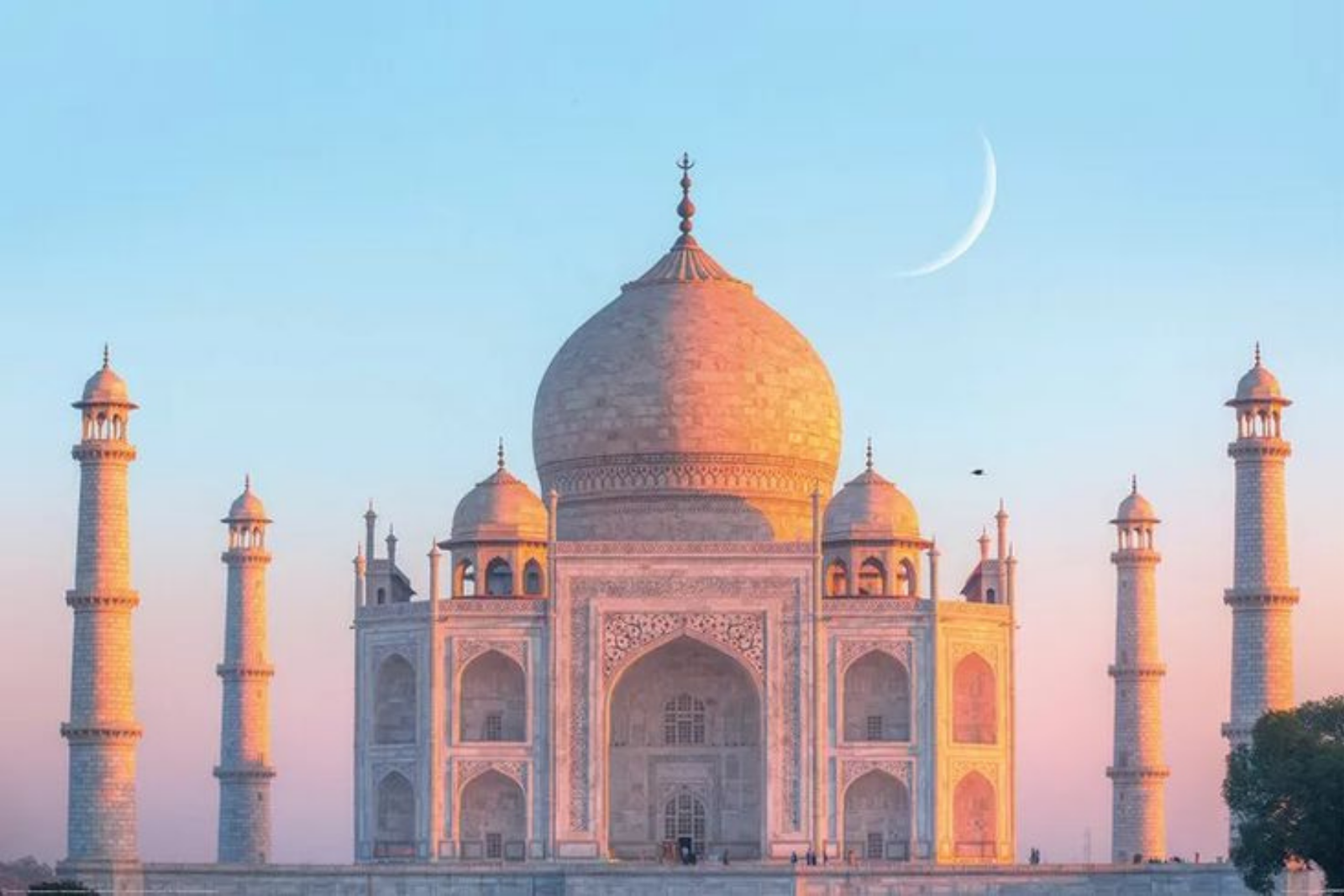 Taj Mahal Guided Tour with Express Entry Ticket