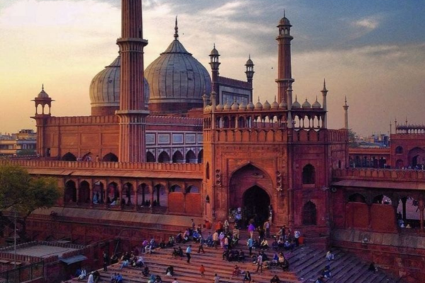 https://kashmirvisit.com/tours/private-old-delhi-half-day-tour-with-pickup/